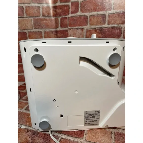 Bosch Universal Plus Stand Mixer 800W White MUM6N10UC Kitchen Machine Base Bowl - Picture 8 of 9